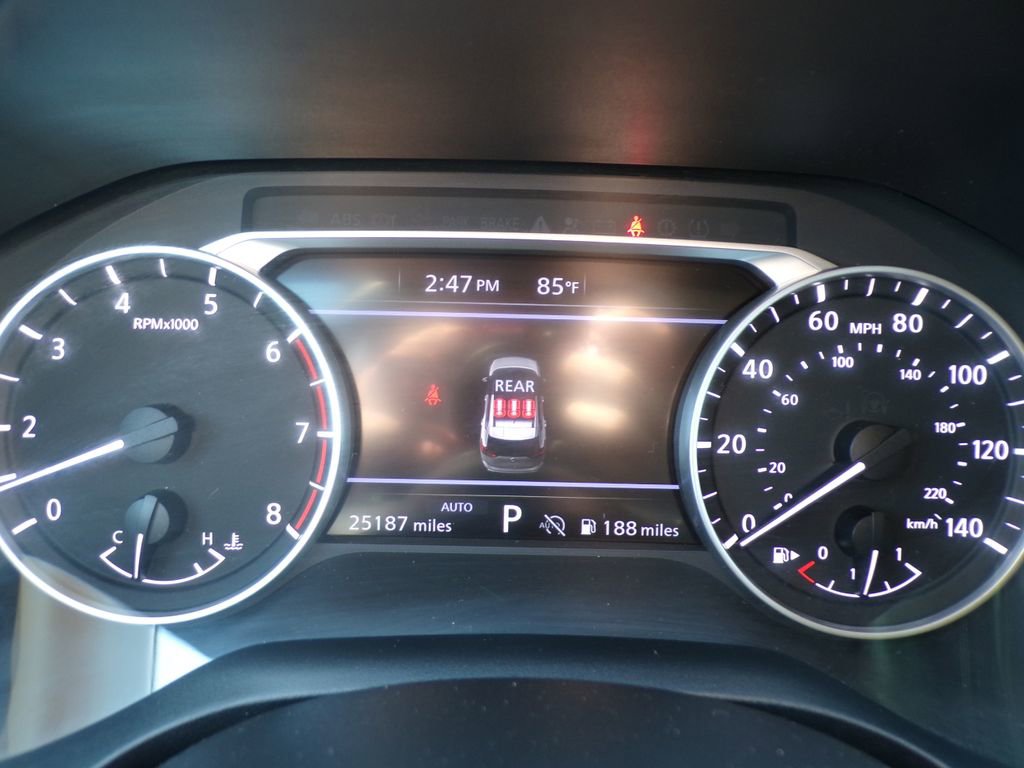 Used 2024 Nissan Rogue SV w/ SV Premium Package image 25