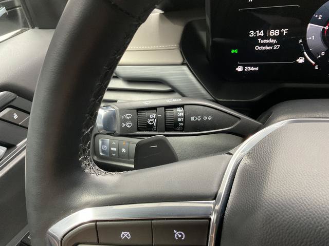 Used 2026 GMC Acadia Elevation FWD image 21