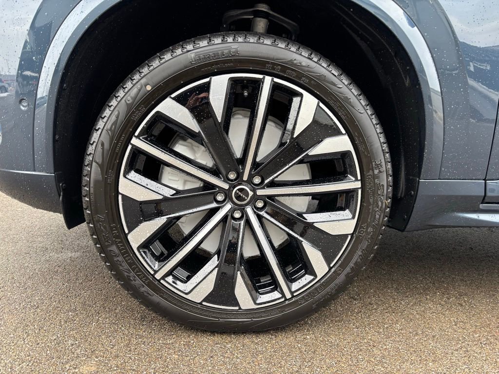 New 2026 Volvo XC90 B6 Ultra w/ Protection Package AWD/4WD image 9
