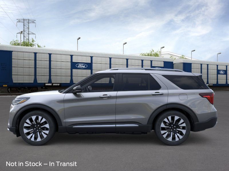 New 2026 Ford Explorer Platinum AWD/4WD image 3