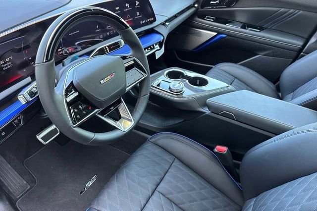 New 2026 Cadillac Optiq V w/ LPO, Floor Liner Package image 10