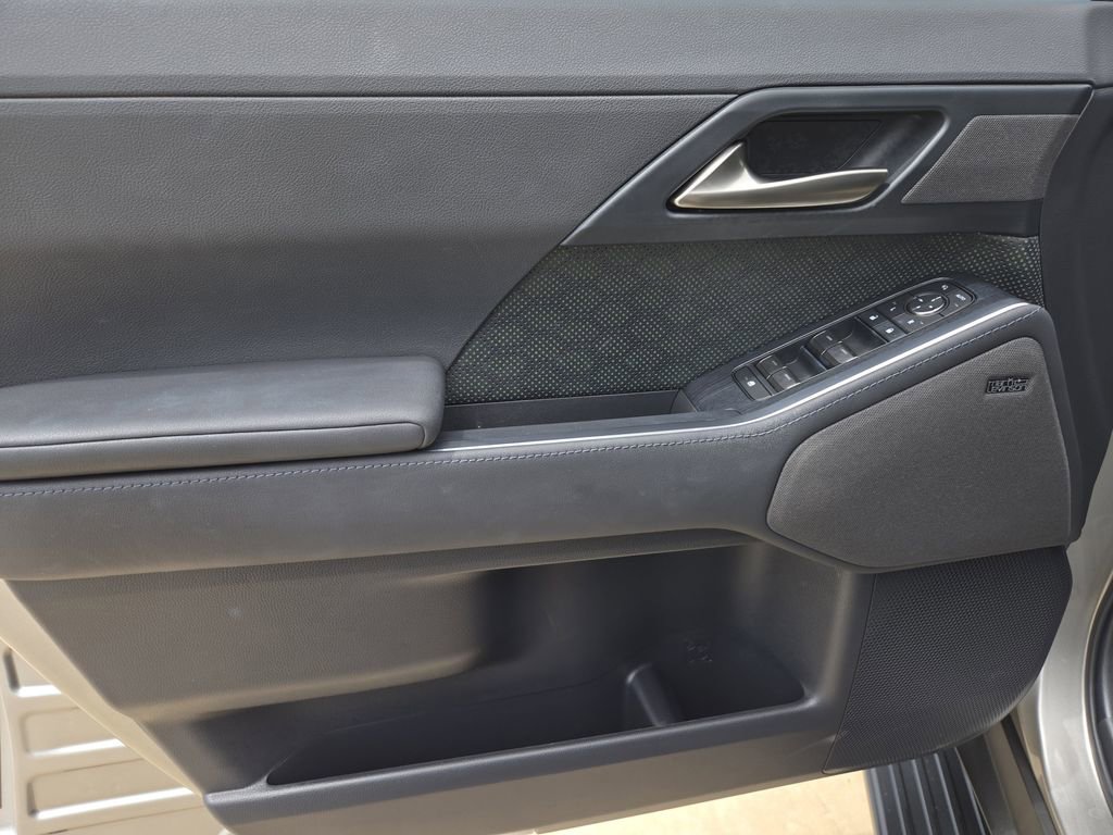 Used 2024 Lexus GX 550 image 33