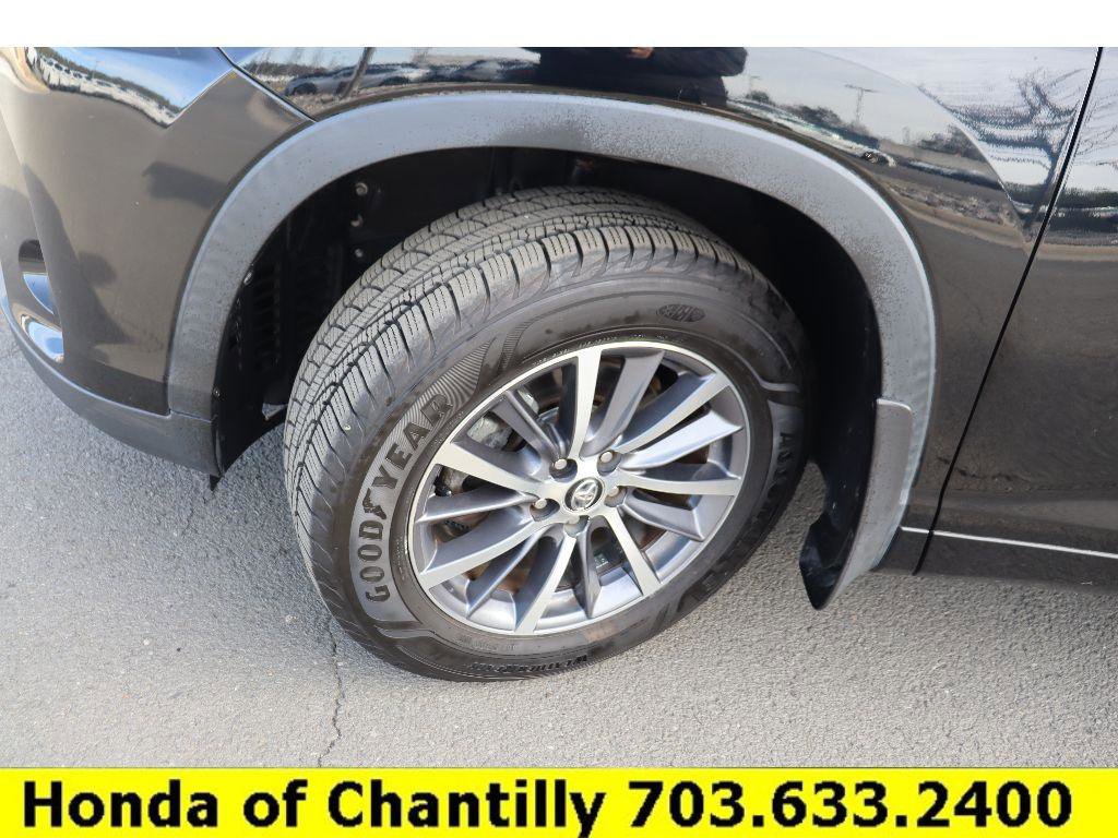 Used 2017 Toyota Highlander XLE image 28
