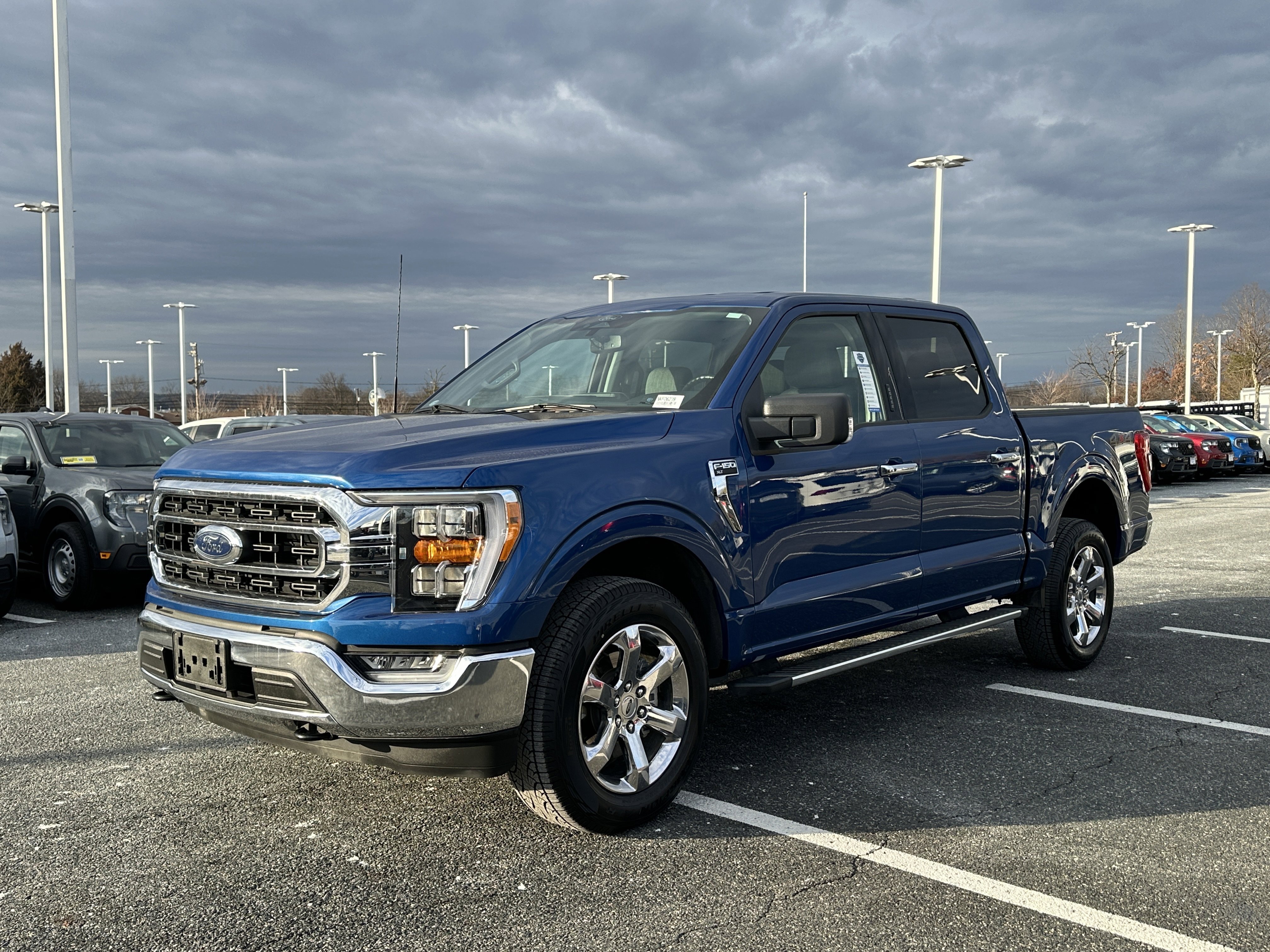 Certified 2022 Ford F150 XLT w/ Equipment Group 302A High image 7