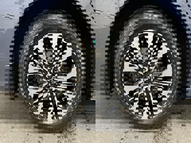 Used 2025 Honda Odyssey Elite image 34