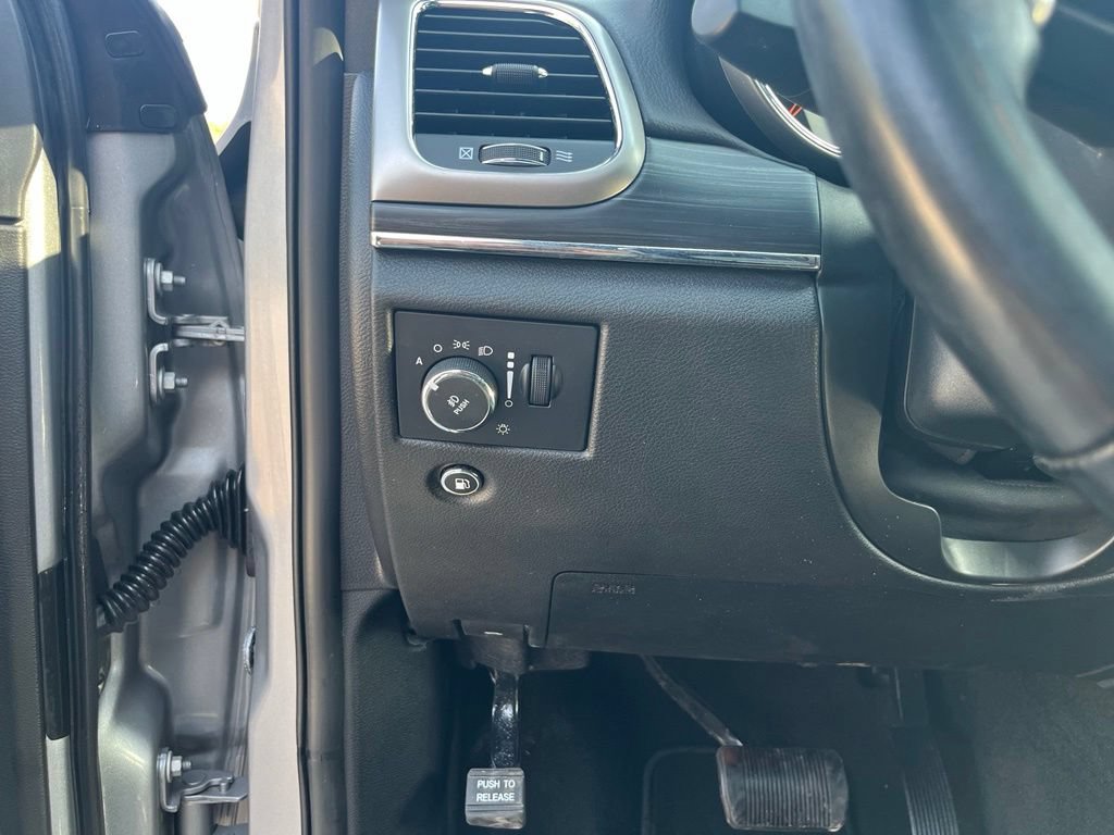 Used 2021 Jeep Grand Cherokee Limited AWD/4WD image 24