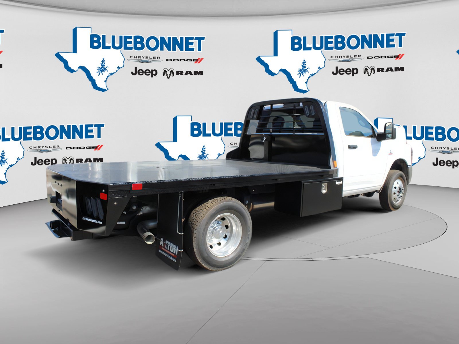 New 2025 RAM 3500 Tradesman AWD/4WD image 8