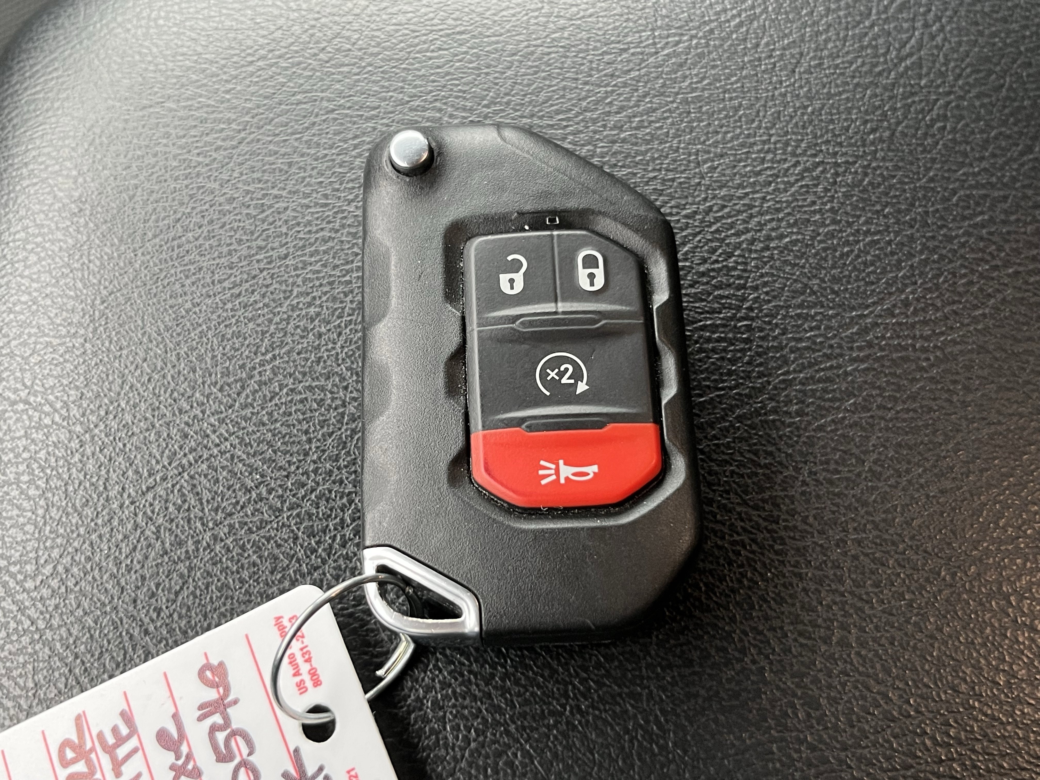 Used 2023 Jeep Wrangler Willys 4xe w/ Sun & Screen Package image 32