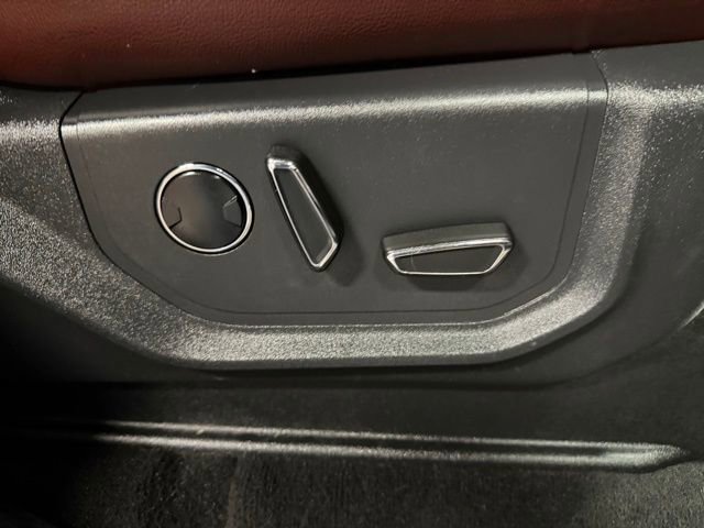 Used 2024 Ford Expedition Limited image 33