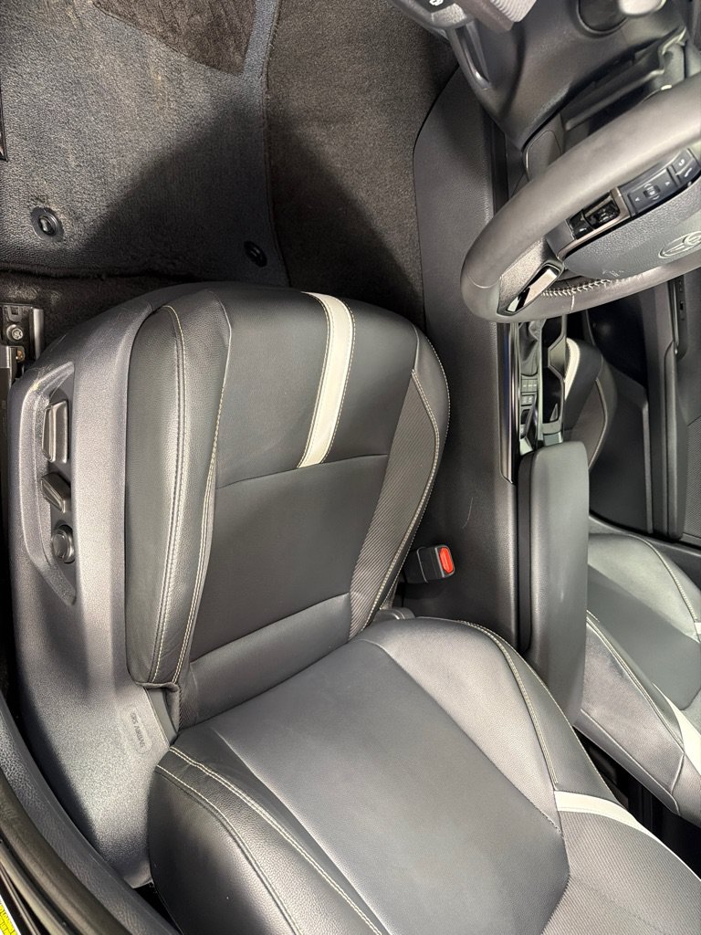 Used 2025 Toyota Camry SE w/ Convenience Package FWD image 12