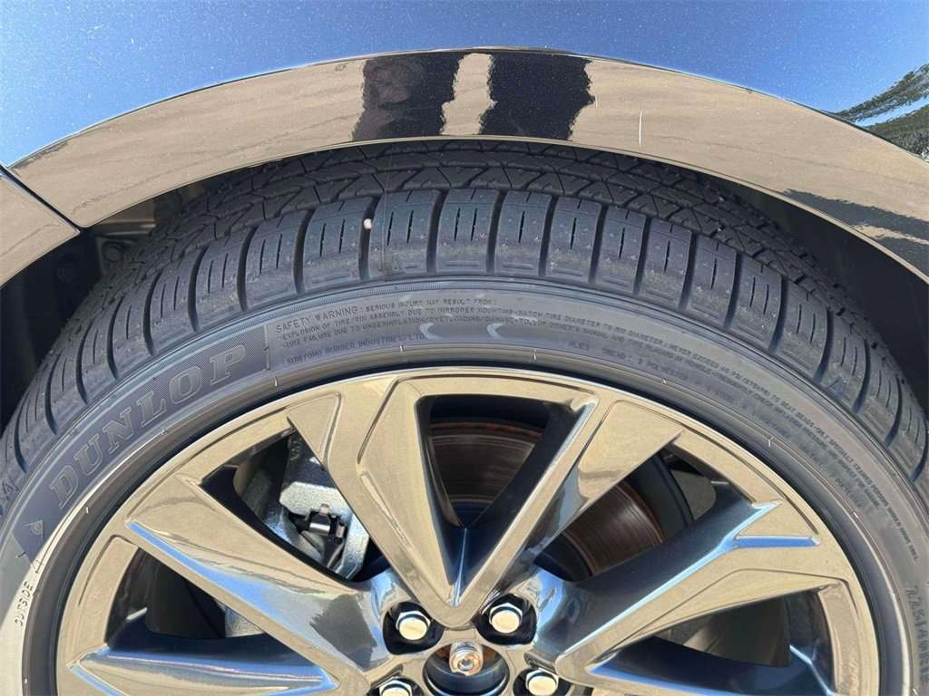 Used 2025 Toyota Corolla SE image 6