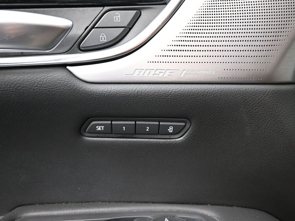 Used 2022 Cadillac XT5 Premium Luxury image 28