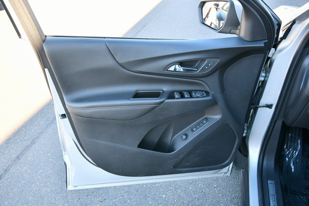 Used 2022 Chevrolet Equinox Premier FWD image 14