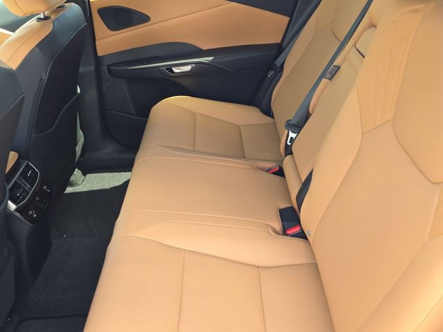 Used 2025 Lexus RX 350 FWD w/ Technology Package image 11