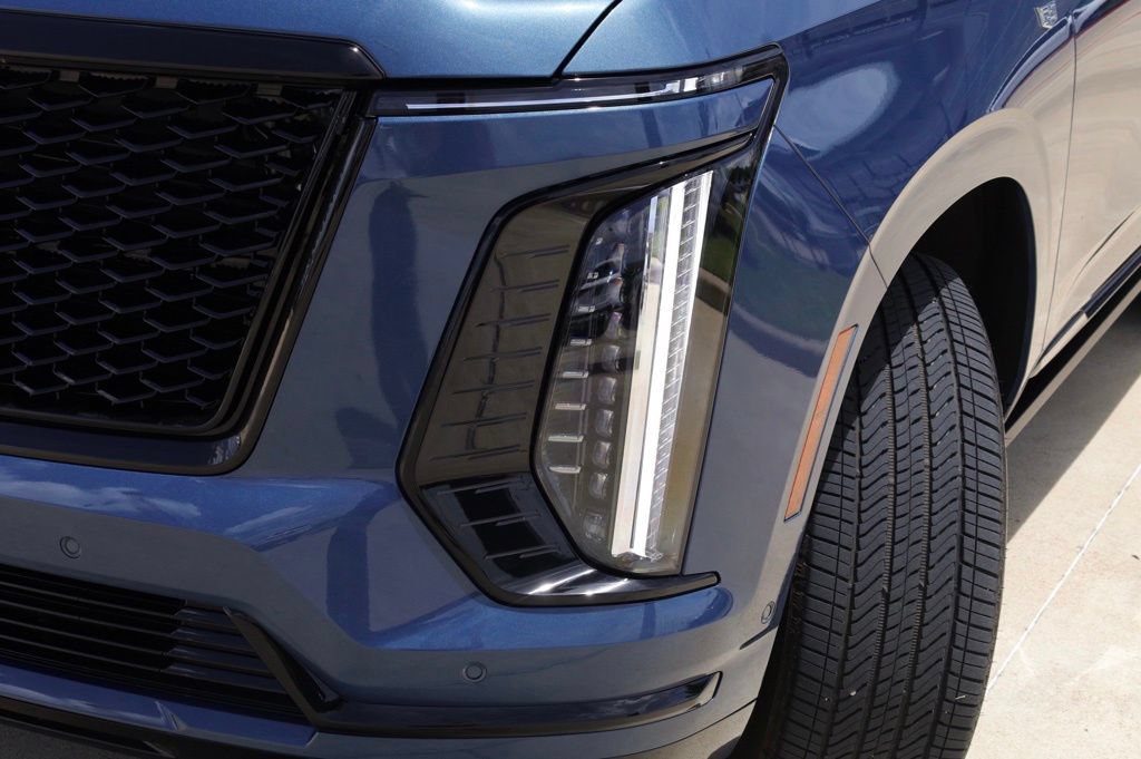 Used 2026 Cadillac Escalade Sport RWD image 10