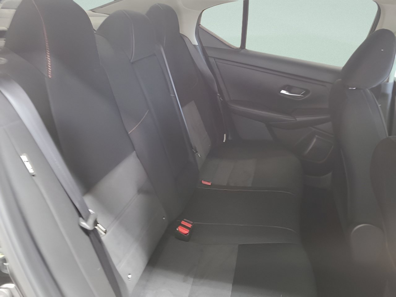 Used 2025 Nissan Sentra SR w/ Midnight Edition FWD image 16