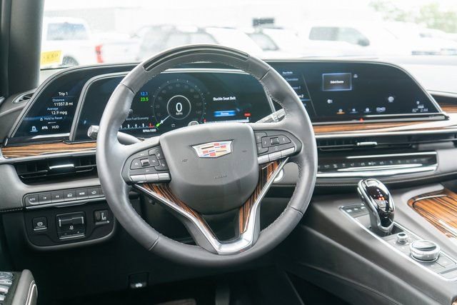 Used 2024 Cadillac Escalade Premium Luxury w/ Performance Package image 24