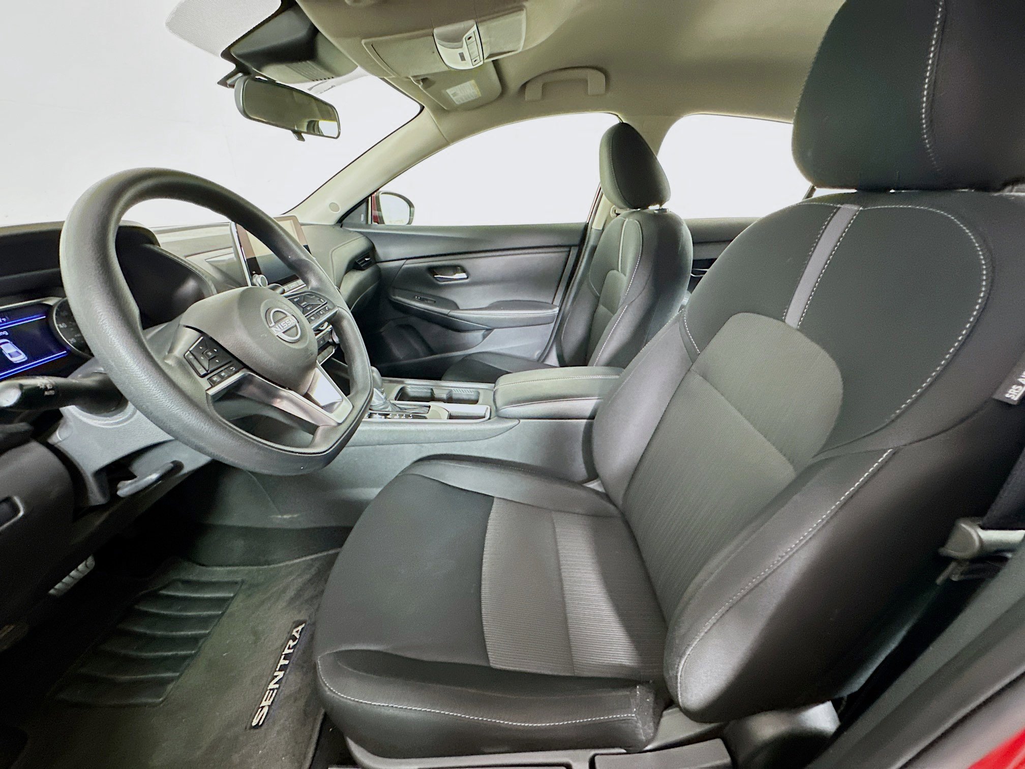 Used 2024 Nissan Sentra SV image 13