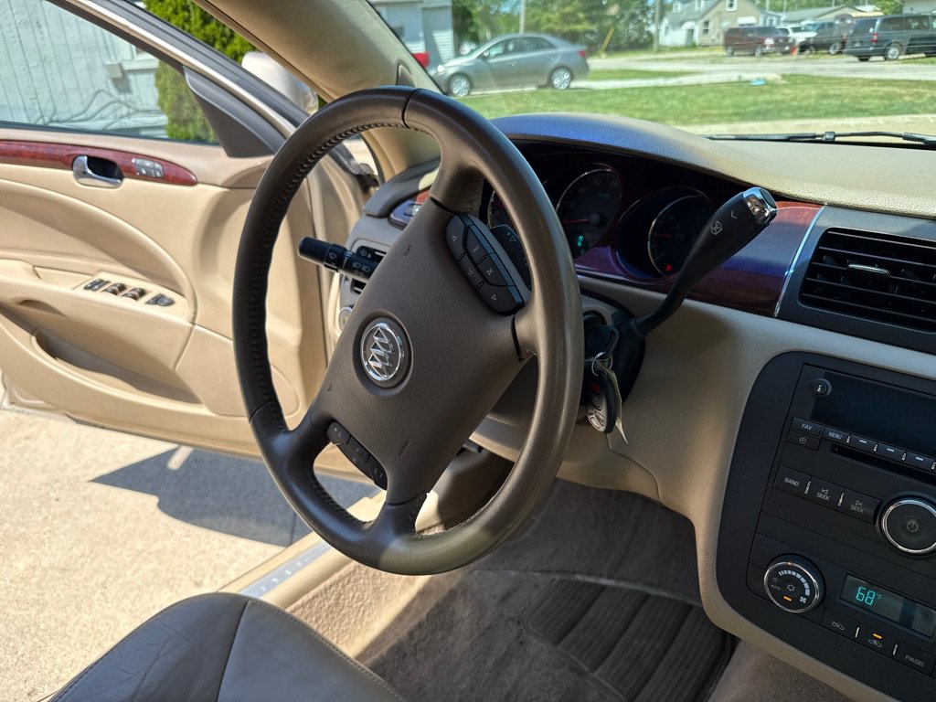 Used 2006 Buick Lucerne CXL w/ Luxury Package FWD image 12