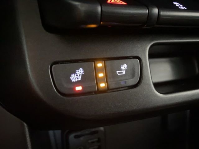 Used 2022 GMC Canyon Elevation w/ Elevation Premium Package image 15