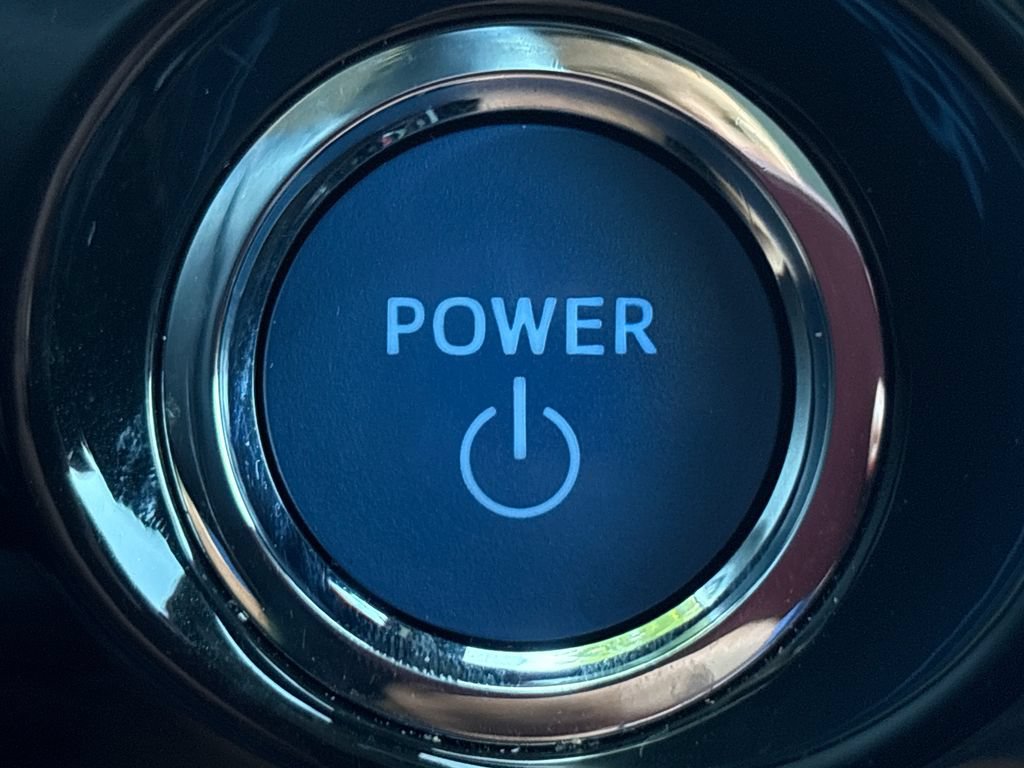 Used 2021 Toyota Prius Prime Limited FWD image 10