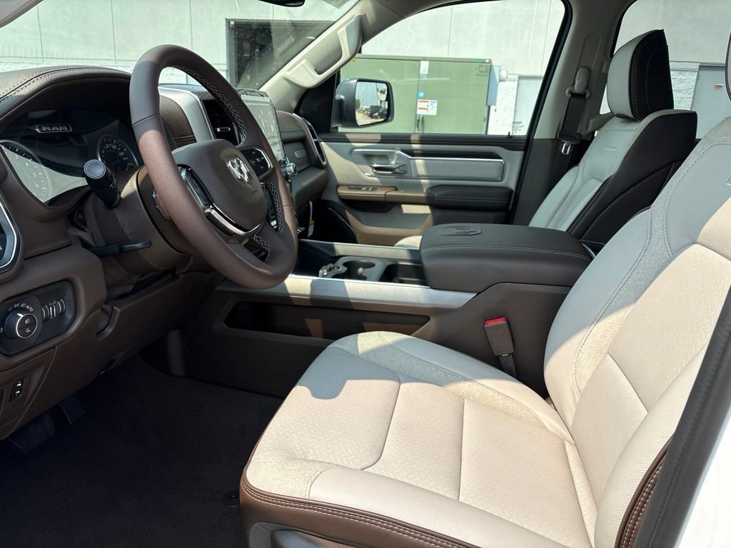 New 2027 RAM 1500 Laramie w/ Laramie Preferred Package AWD/4WD image 9