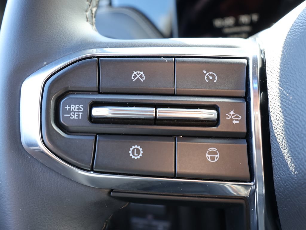 Certified 2025 GMC Yukon XL Elevation AWD/4WD image 18