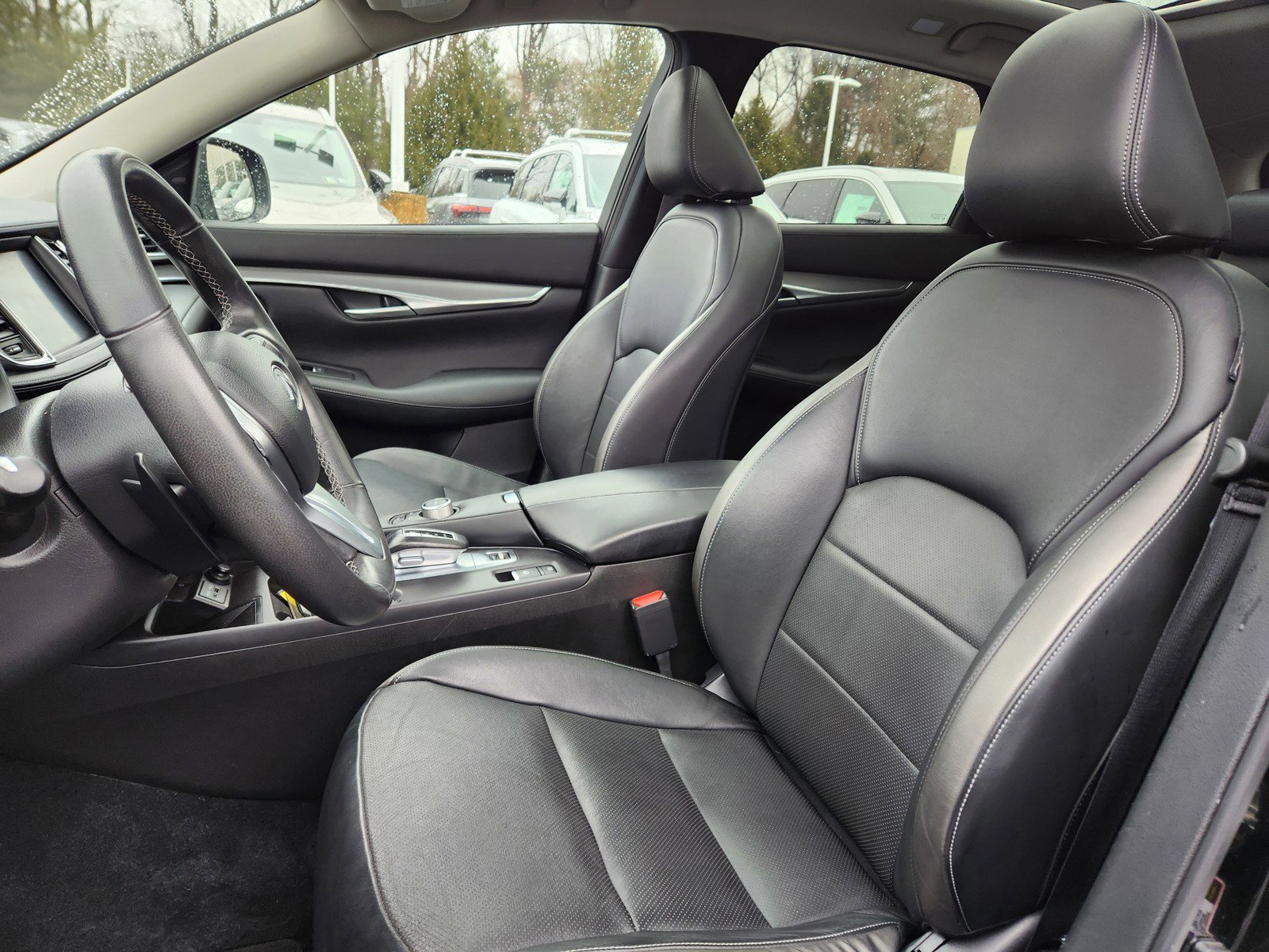 Used 2023 INFINITI QX50 Luxe image 10