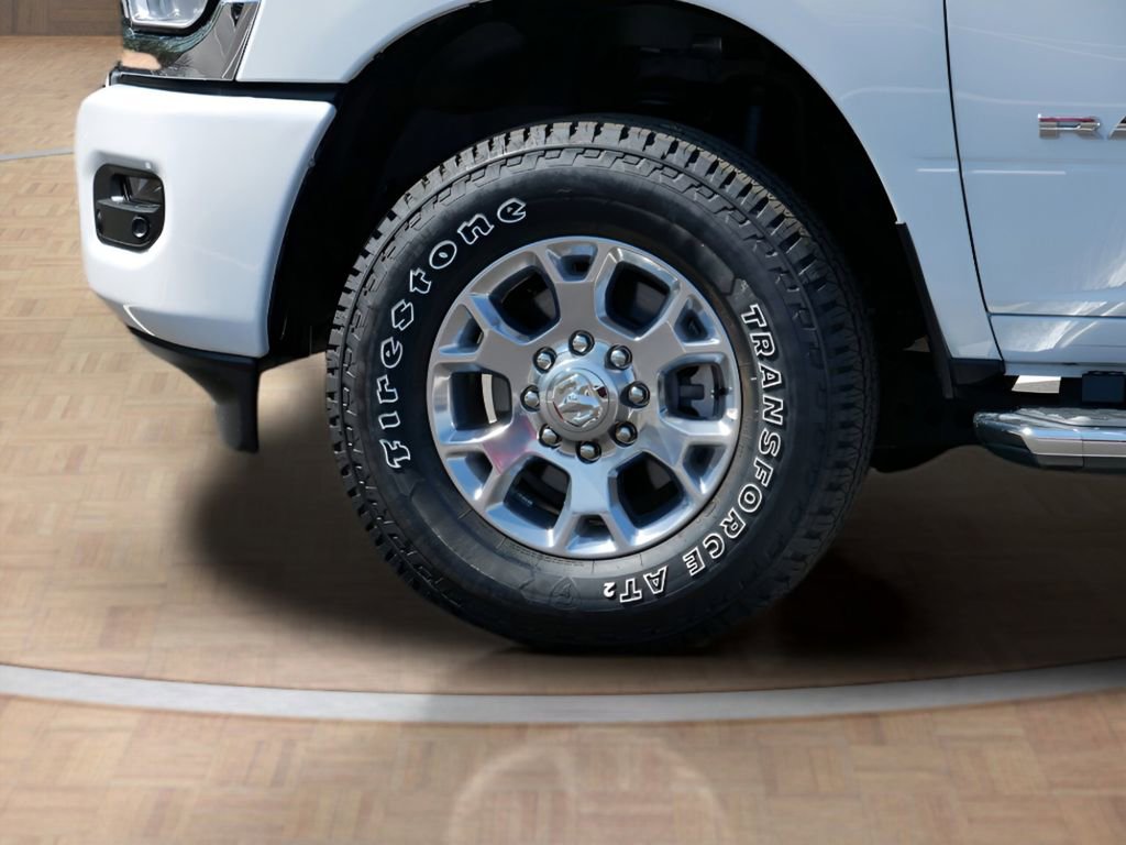 Used 2024 RAM 2500 Laramie AWD/4WD image 9
