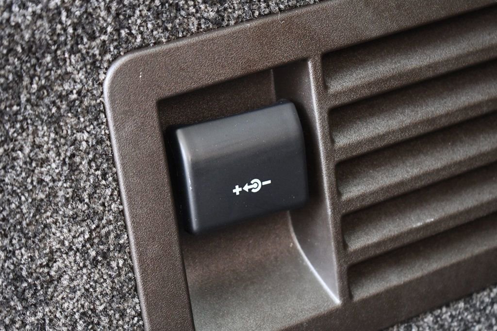 Used 2018 Land Rover Range Rover HSE image 10