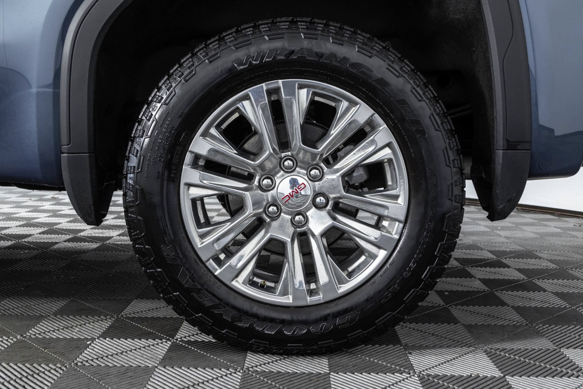 Certified 2025 GMC Sierra 1500 Denali AWD/4WD image 50