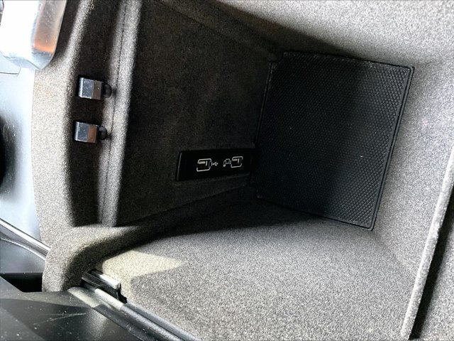 Used 2017 Mercedes-Benz GLS 450 4MATIC image 26