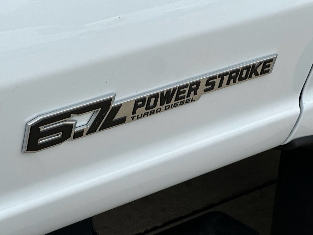 New 2026 Ford F550 4x4 Crew Cab Super Duty image 28