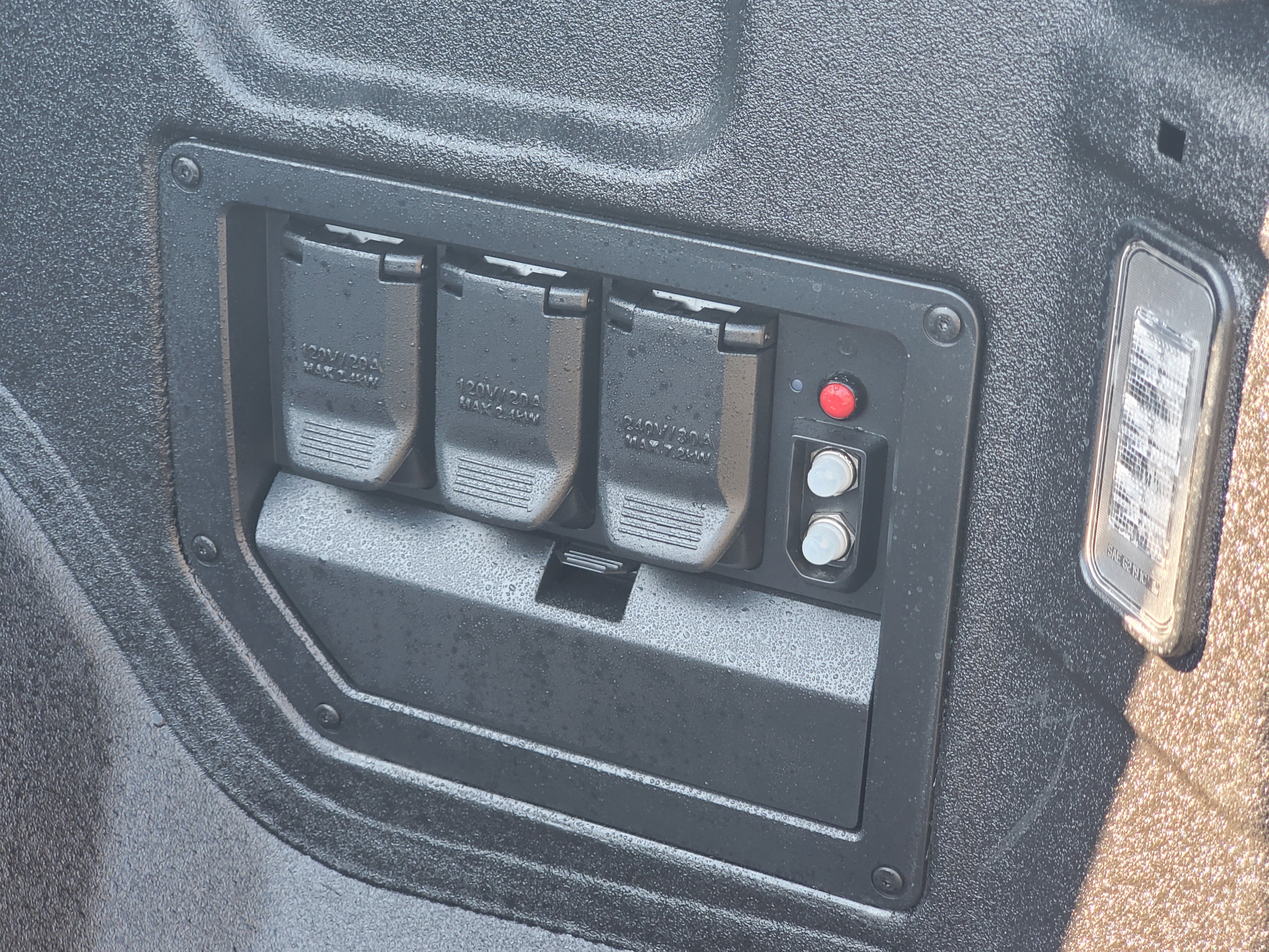 New 2026 Chevrolet Silverado EV LT w/ Plus Package image 27