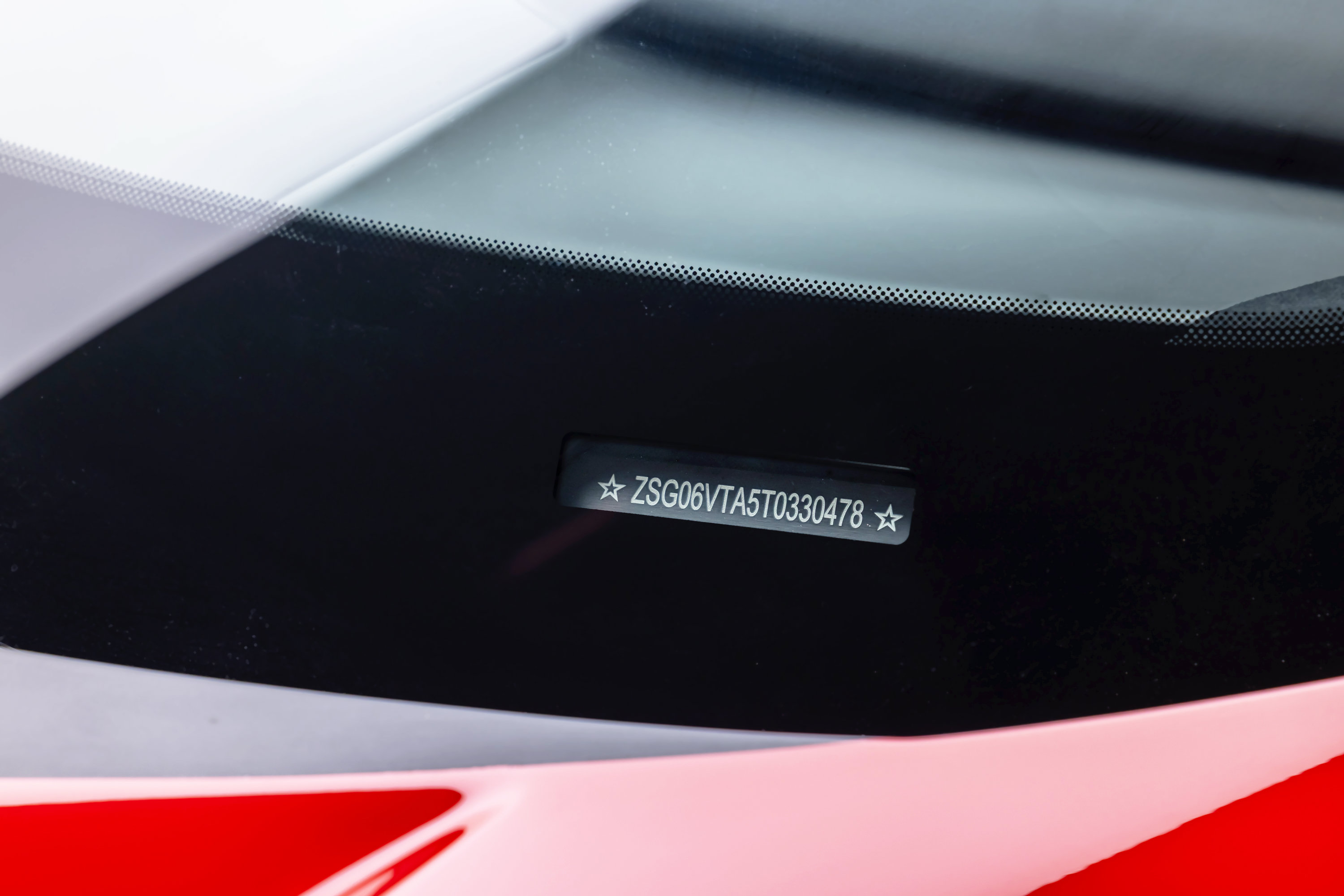Certified 2026 Ferrari Purosangue AWD/4WD image 36