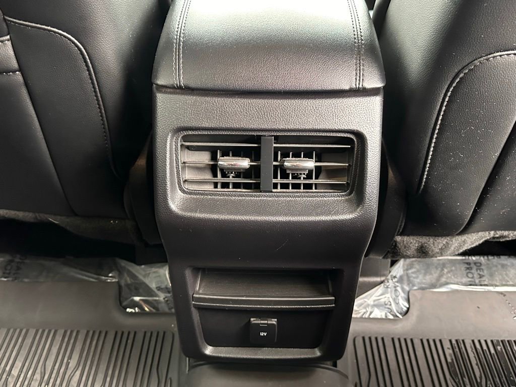 Used 2019 Ford Edge SEL w/ Equipment Group 201A image 19