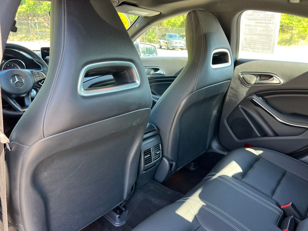 Used 2018 Mercedes-Benz CLA 250 4MATIC image 29