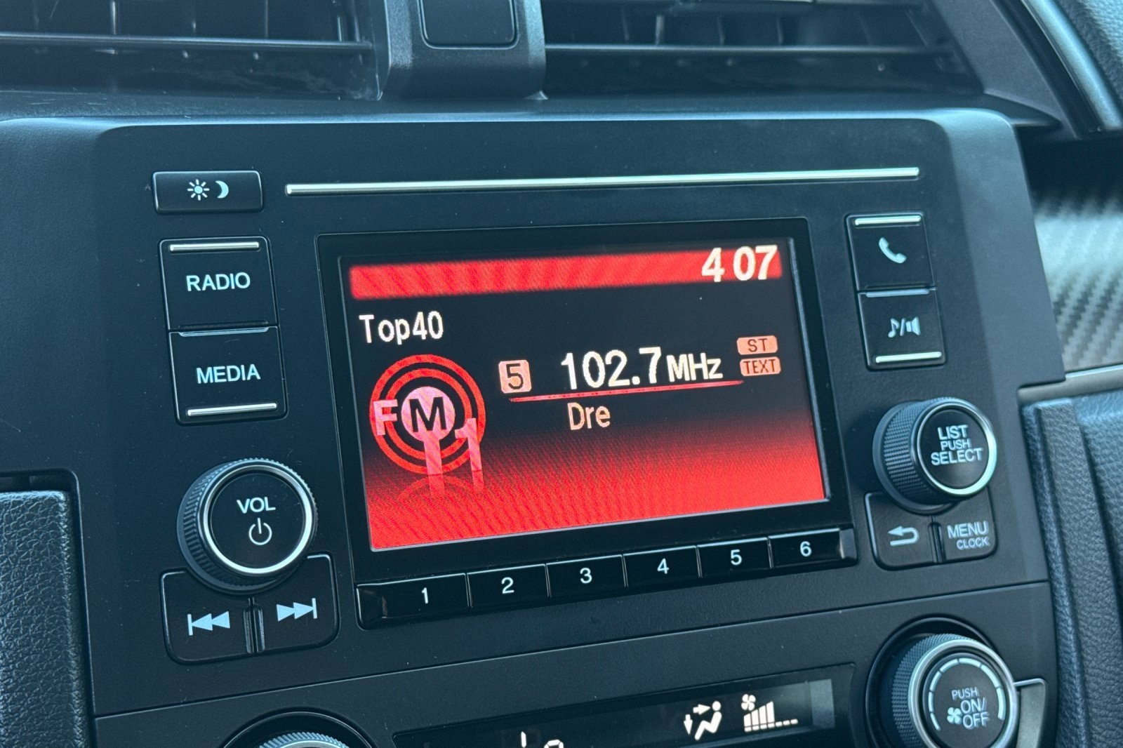 Used 2019 Honda Civic Sport image 17