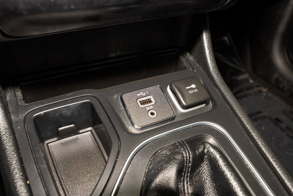 Used 2022 Jeep Cherokee Latitude Lux image 14