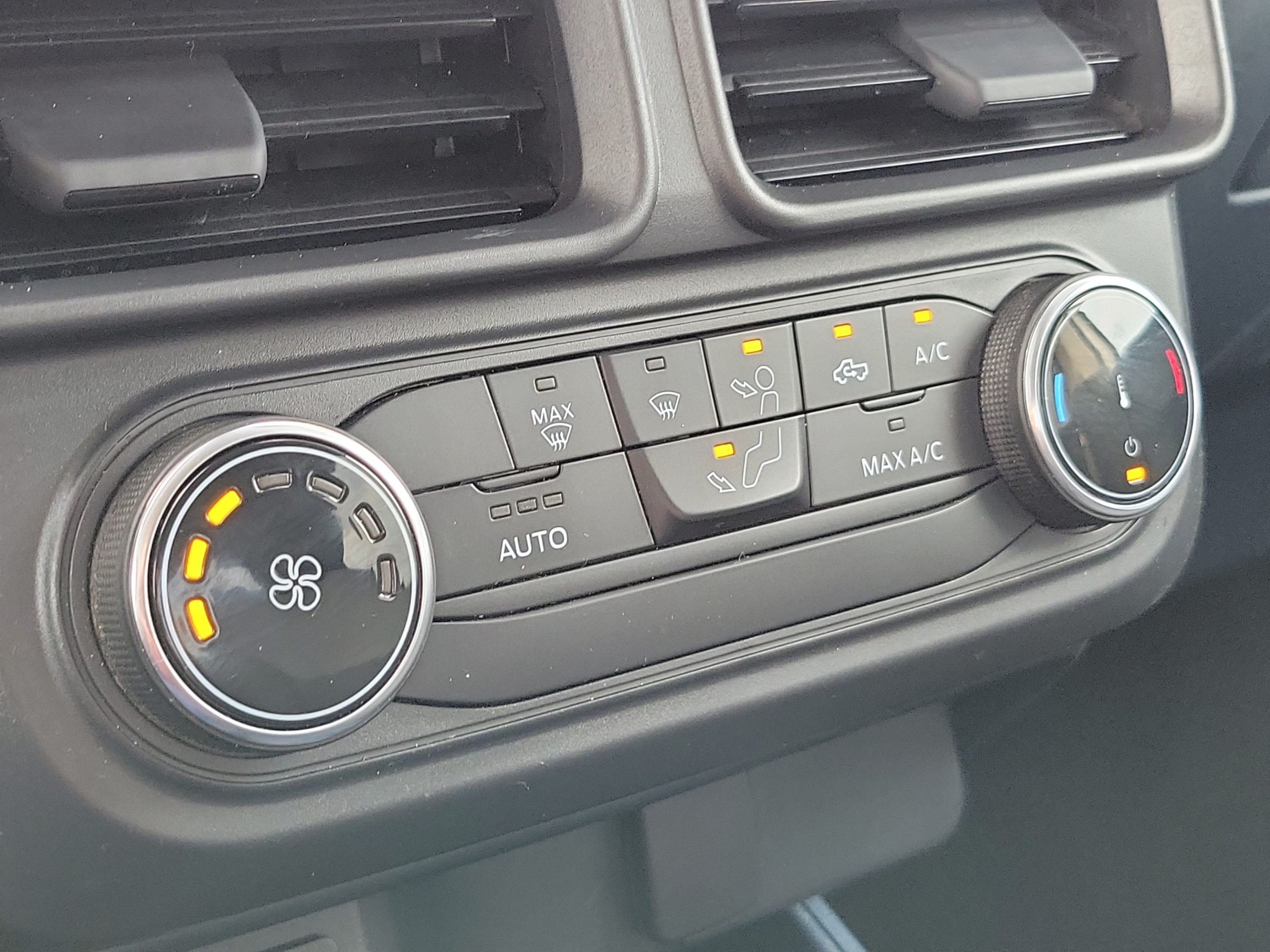 Used 2022 Ford Maverick XL FWD image 26