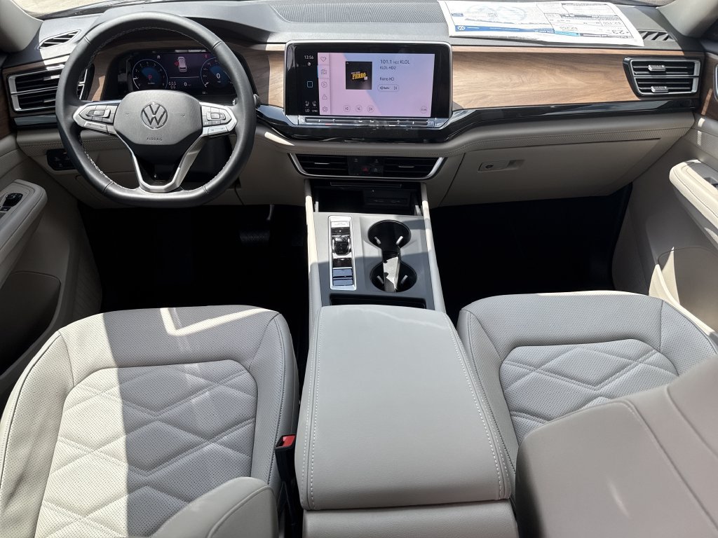 New 2026 Volkswagen Atlas SE FWD image 25