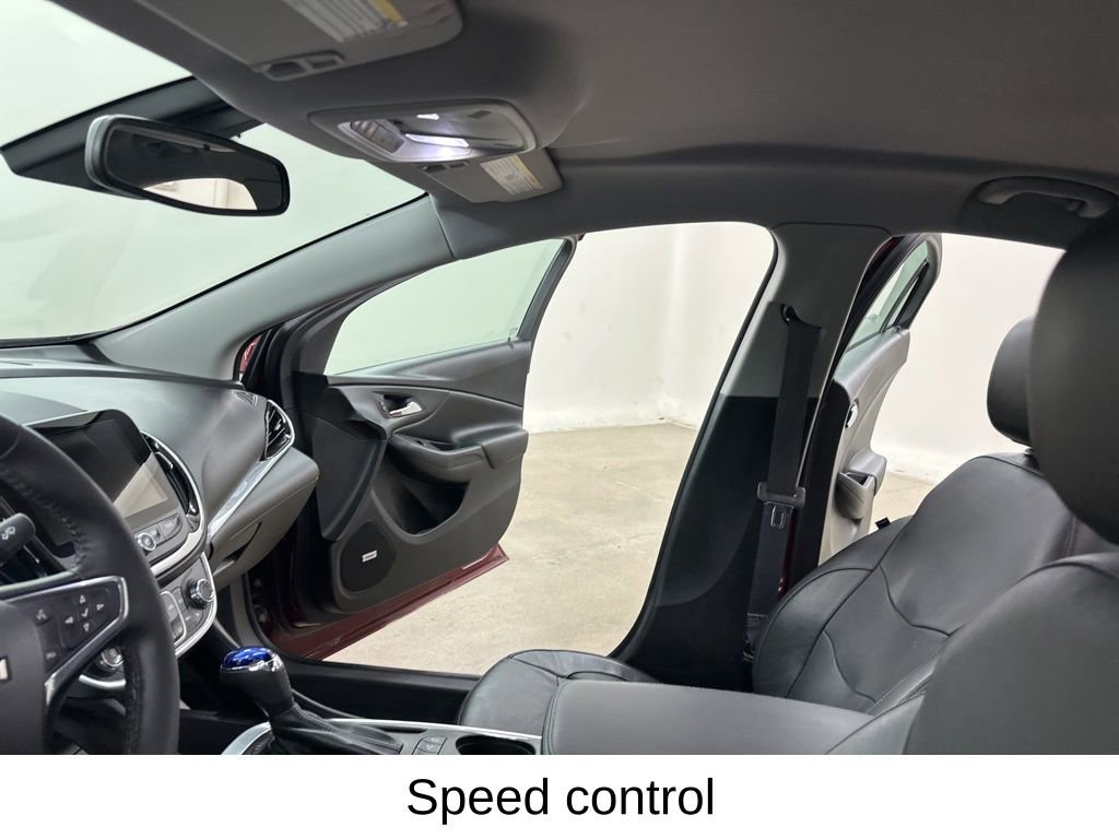 Used 2017 Chevrolet Volt Premier w/ Driver Confidence II Package FWD image 33