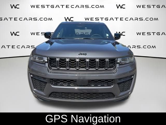 New 2026 Jeep Grand Cherokee Altitude RWD video 2