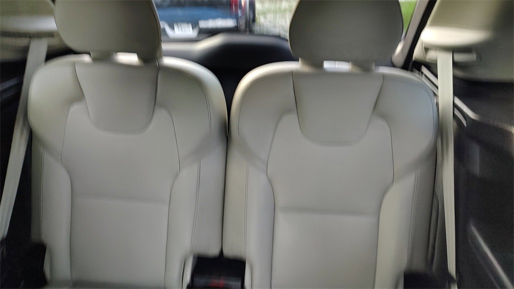 Certified 2022 Volvo XC90 T8 Inscription Expression w/ Advanced Package image 32