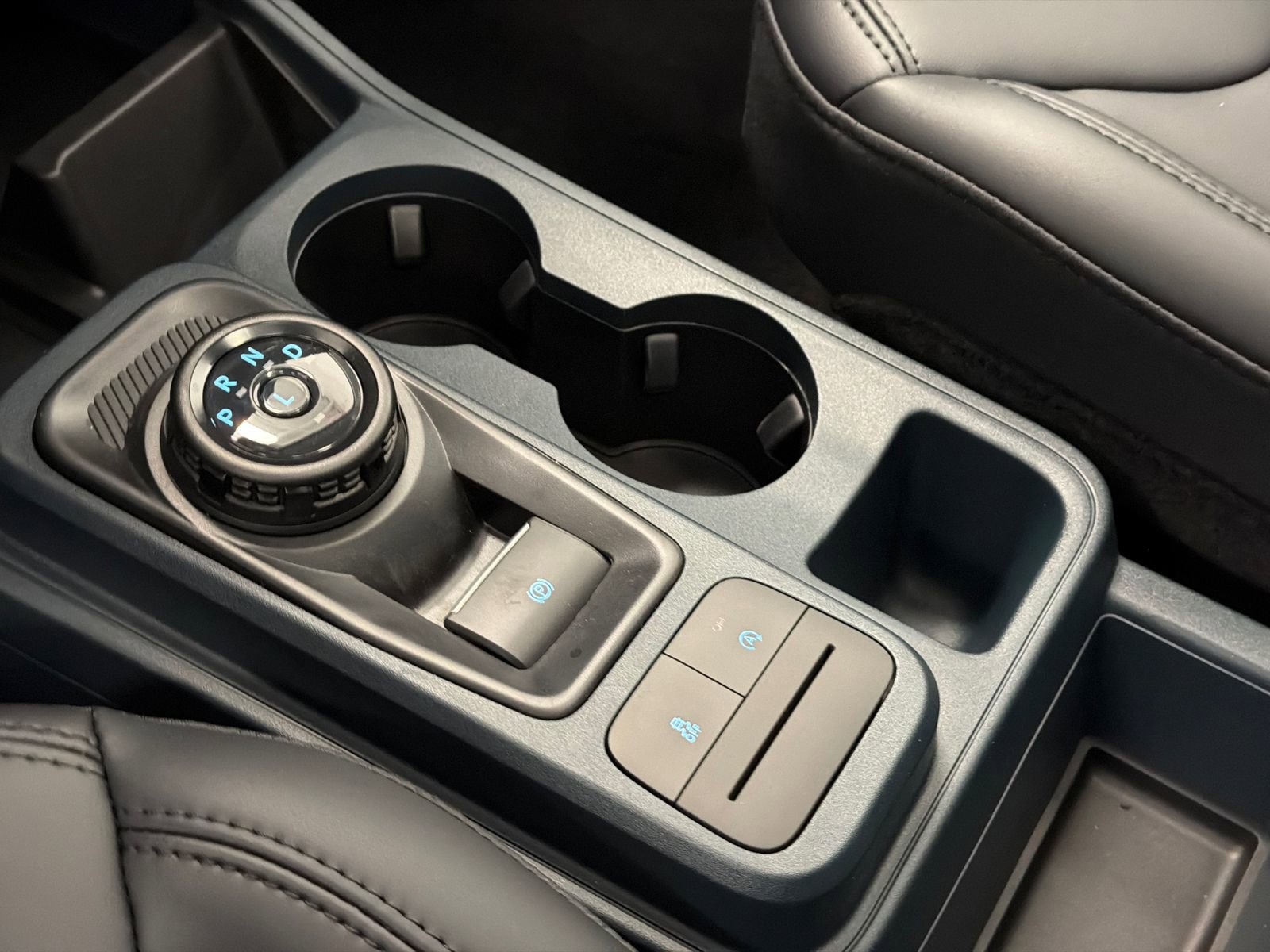 New 2026 Ford Maverick Lariat w/ Black Appearance Package image 28