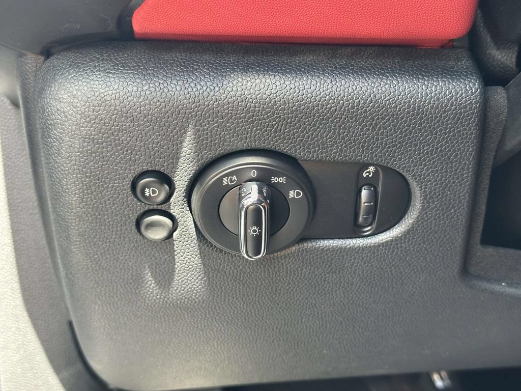 Used 2018 MINI Cooper S FWD image 35