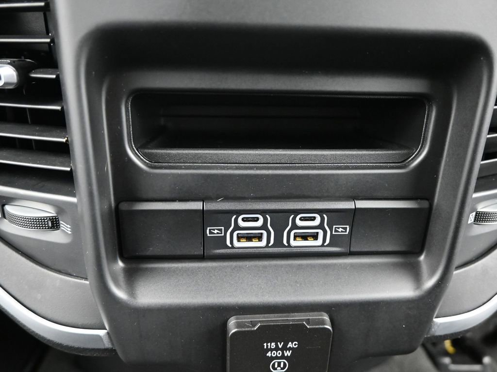 Used 2021 RAM 1500 Big Horn image 16
