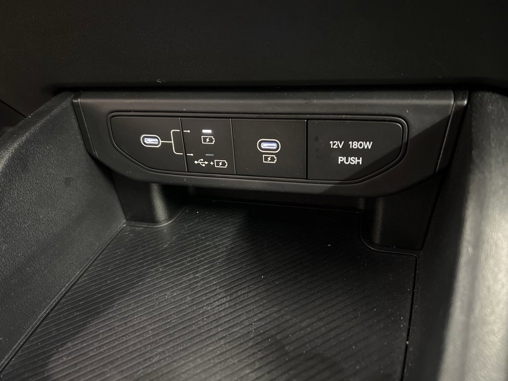 Used 2025 Kia K4 LXS image 15