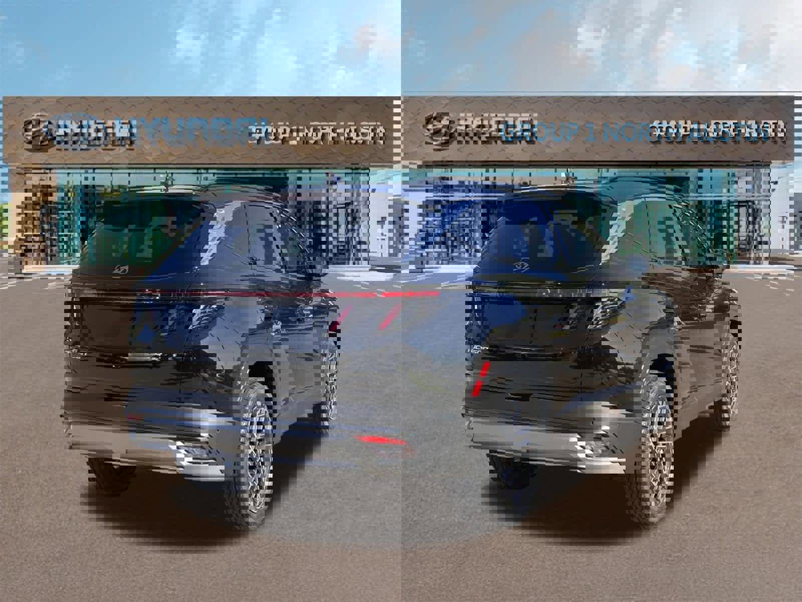 New 2026 Hyundai Tucson Limited w/ Tow & Go Package image 2