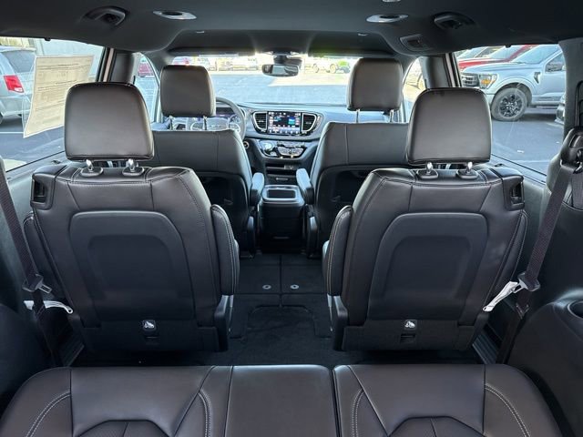 New 2026 Chrysler Pacifica Select image 15